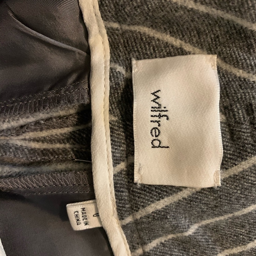 Wilfred Pin Stripe Tie Pants - Picture 4 of 4